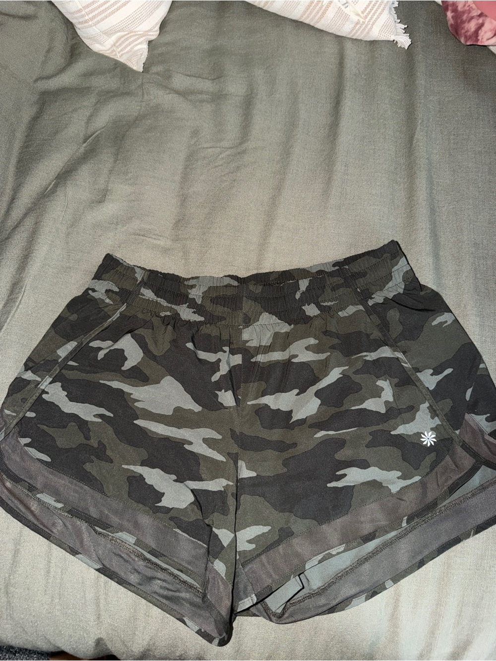 Athleta Camo Women's Athletic Shorts - Olive Green